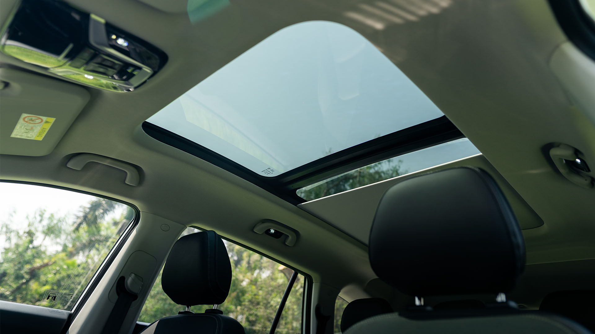 EQUIPAMIENTO EXTERIOR