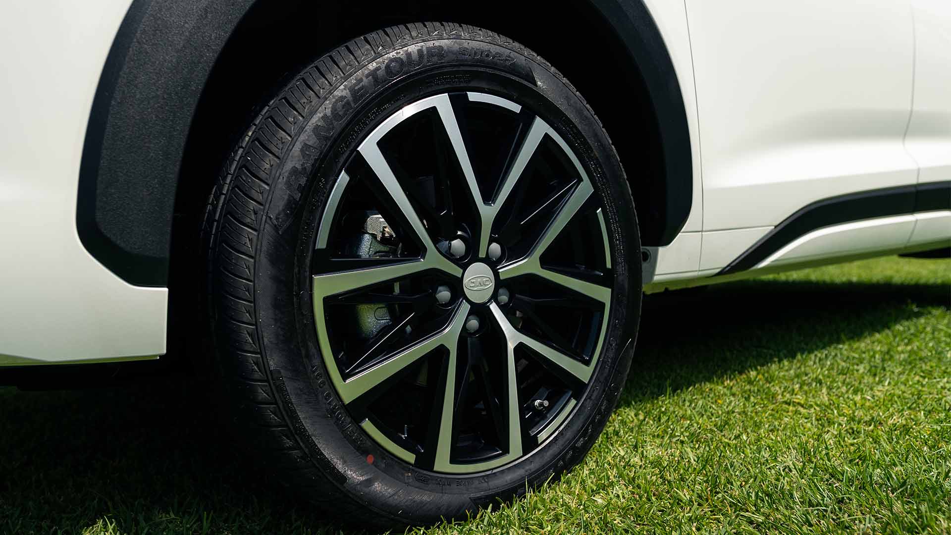 EQUIPAMIENTO EXTERIOR